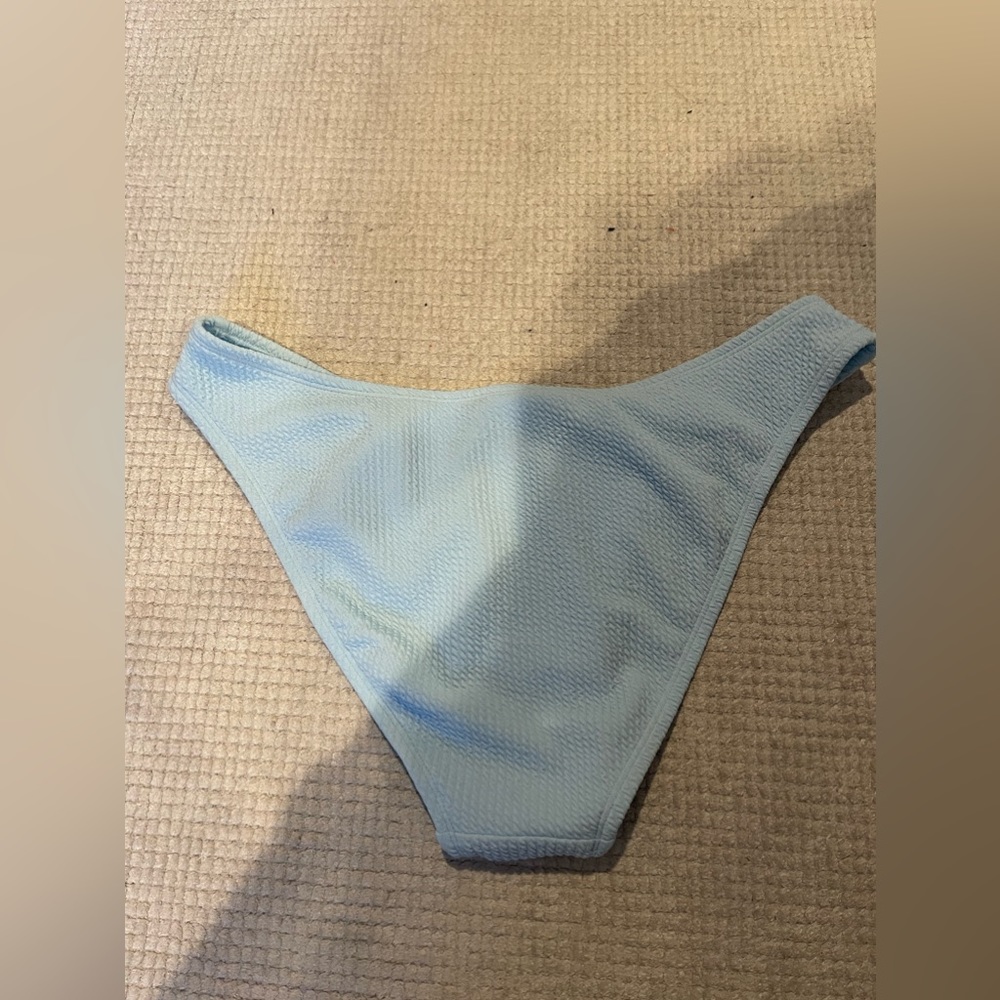 Bikini bottom - Picture 2 of 3